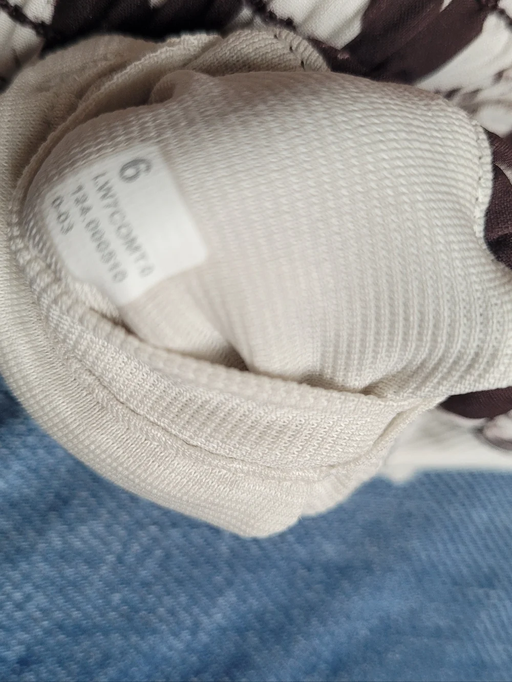 Lululemon  HR Hotty Hot Shorts Monarch Bloom Bone Espresso_12